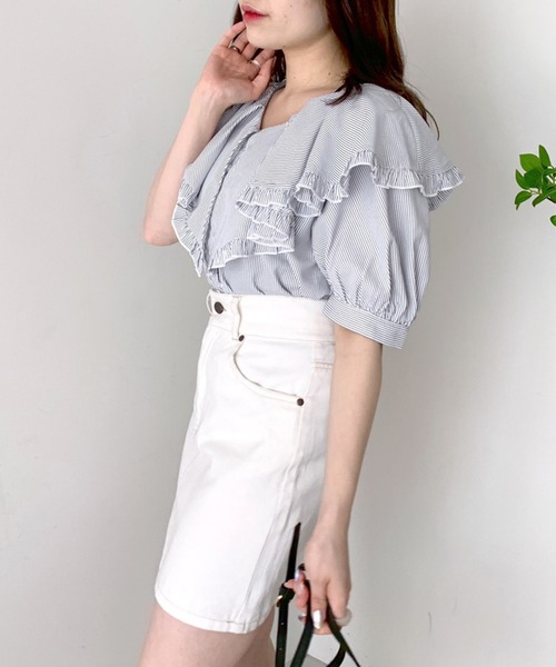 OLIVE des OLIVE(オリーブデオリーブ)の「ラッフルケープカラー半袖ブラウス(シャツ/ブラウス・レディース・オフホワイト/サックスブルー/ネイビー・FREE)」の14枚目の写真