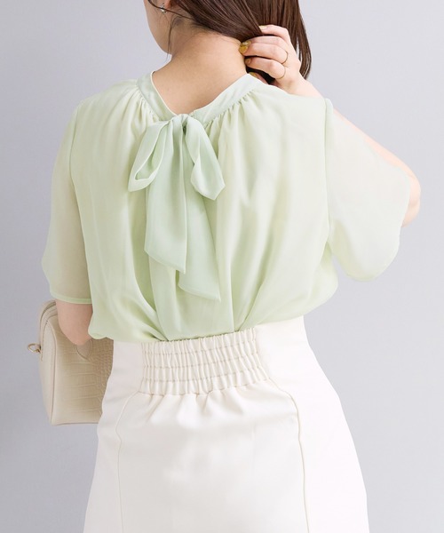 natural couture(ナチュラルクチュール)の「前後2WAYフレアスリーブボウタイブラウス(シャツ/ブラウス・レディース・サックスブルー/アイボリー/ミント/ネイビー/モカ・FREE)」の17枚目の写真