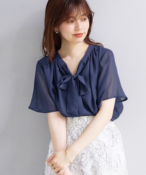 natural couture(ナチュラルクチュール)の「前後2WAYフレアスリーブボウタイブラウス(シャツ/ブラウス・レディース・サックスブルー/アイボリー/ミント/ネイビー/モカ・FREE)」の19枚目の写真
