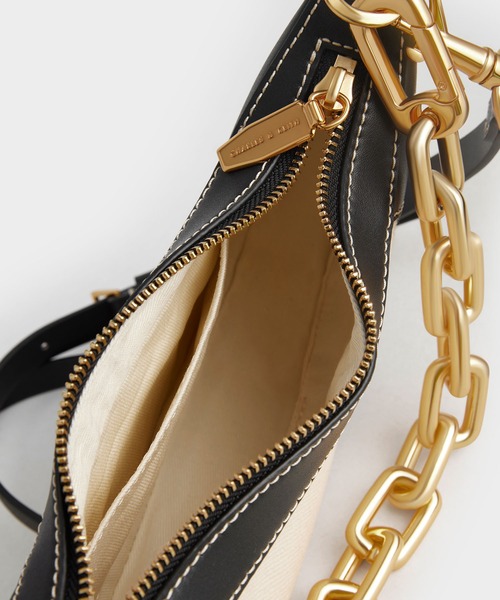 CHARLES & KEITH（チャールズ & キース）の「シャリア チェーン