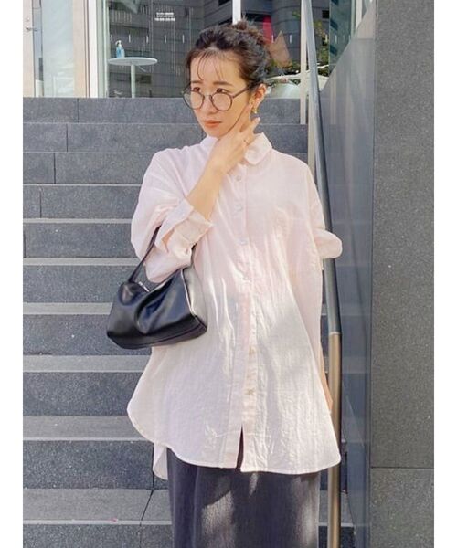 Ungrid（アングリッド）の「シアールーズシャツ（シャツ/ブラウス・レディース・ピンク/オフホワイト/ブラウン/グリーン・FREE）」の4枚目の写真