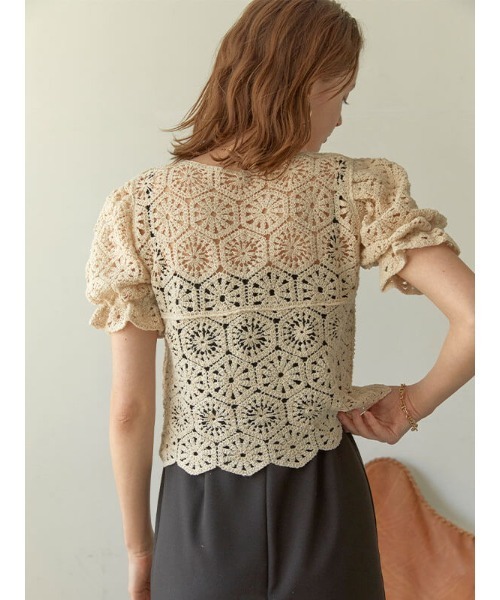 ACYM(アシーム)の「Crochet lace ブラウス(シャツ/ブラウス・レディース・ホワイト/ベージュ・FREE)」の6枚目の写真