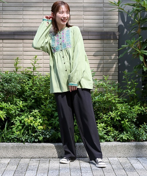 チチカカ（チチカカ）の「チバイ刺繍プルオーバー（シャツ/ブラウス・レディース・オフホワイト/グリーン/ブラック・FREE）」の8枚目の写真