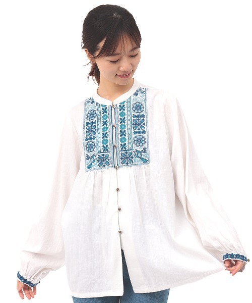 チチカカ（チチカカ）の「チバイ刺繍プルオーバー（シャツ/ブラウス・レディース・オフホワイト/グリーン/ブラック・FREE）」の11枚目の写真