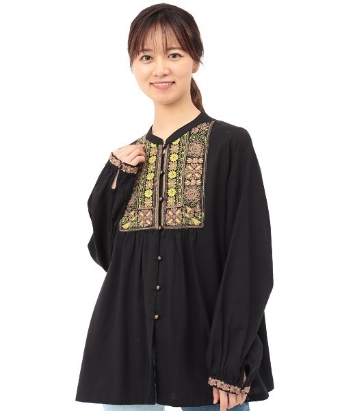 チチカカ（チチカカ）の「チバイ刺繍プルオーバー（シャツ/ブラウス・レディース・オフホワイト/グリーン/ブラック・FREE）」の12枚目の写真