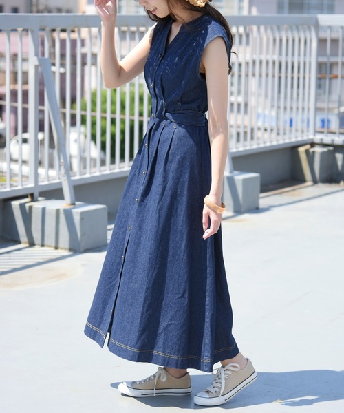 sango（sango）の「ノースリーブデニムワンピース（ワンピース・レディース・ブラック/ブルー・FREE）」の2枚目の写真