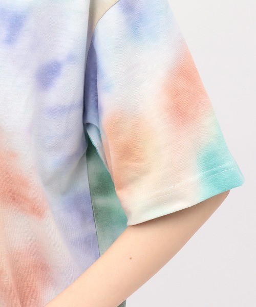 Kappa(カッパ)の「Kappa コラボ 吸汗速乾・接触冷感タイダイプリントTシャツ【Kappa×チチカカ】(Tシャツ/カットソー・レディース・ブルー/カラフル・MEDIUM)」の15枚目の写真