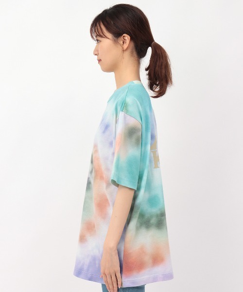 Kappa(カッパ)の「Kappa コラボ 吸汗速乾・接触冷感タイダイプリントTシャツ【Kappa×チチカカ】(Tシャツ/カットソー・レディース・ブルー/カラフル・MEDIUM)」の11枚目の写真