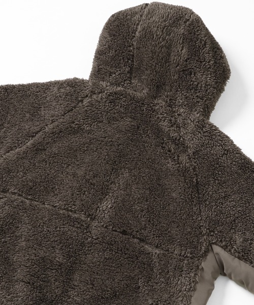 KRIFF MAYER Lady's Collection(クリフメイヤーレディースコレクション)の「シャギーボアロングフードJK(その他アウター・レディース・ネイビー/ベージュ/モカ/カラフル/カーキ/ナチュラル/グレー・MEDIUM/LARGE)」の17枚目の写真