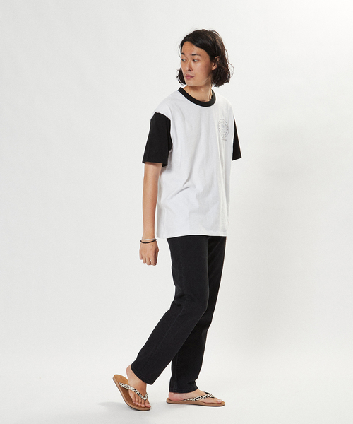 EDIFICE(エディフィス)の「【RUSSELL ATHLETIC】別注 AE.CLUB ベースボールTシャツ(Tシャツ/カットソー・メンズ・ネイビー/グリーン・MEDIUM/LARGE)」の3枚目の写真