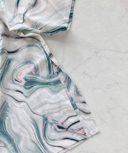 AS KNOW AS plus（アズノゥアズプラス）の「●Wポケット サイドスリット 半袖シアーシャツ（シャツ/ブラウス・レディース・ブラック/オフホワイト/オレンジ/グリーン/グリーン系その他・FREE）」の10枚目の写真