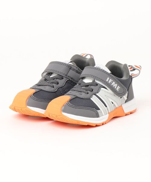 IFME（イフミー）の「《IFME》IFME JOOB 30-2810（スニーカー・キッズ・ホワイト/ブラック/グレー・16.5cm/17.5cm/18.5cm/15.5cm/15.0cm/16.0cm/17.0cm/18.0cm/19.0cm）」の3枚目の写真