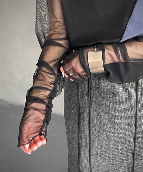 &g'aime（アンジェム）の「【&g’aime】バイカラーシアータートルトップス（Tシャツ/カットソー・レディース・ホワイト/ブラック/ブルー・FREE）」の12枚目の写真