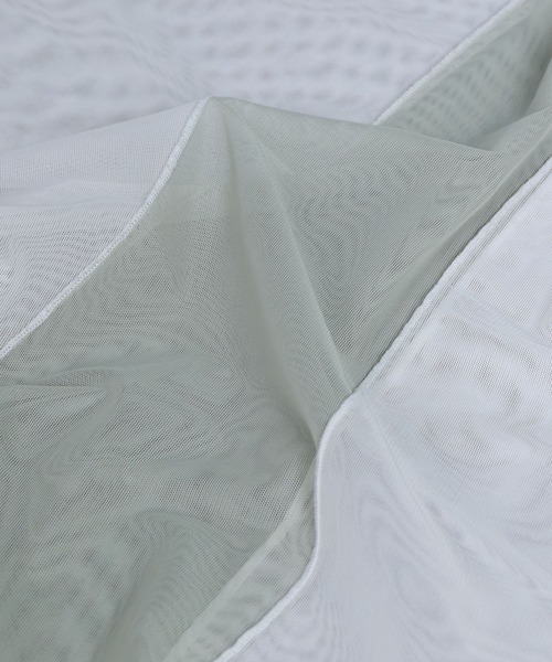 &g'aime（アンジェム）の「【&g’aime】バイカラーシアータートルトップス（Tシャツ/カットソー・レディース・ホワイト/ブラック/ブルー・FREE）」の14枚目の写真