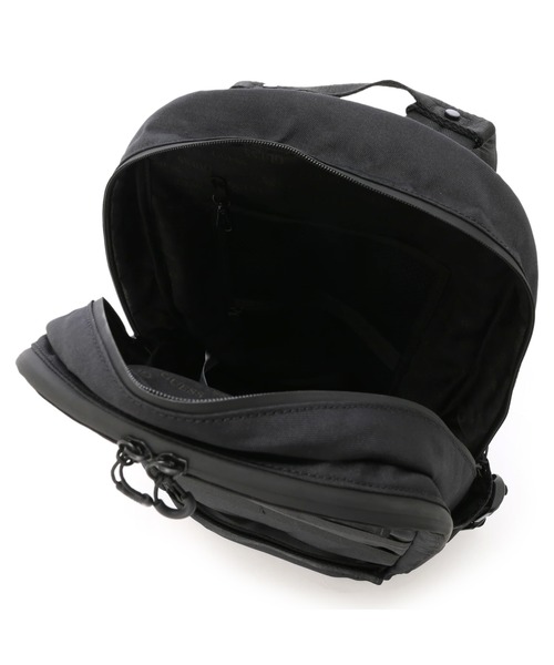 Guess（ゲス）の「VICE Compact Backpack（バックパック/リュック・メンズ・ブラック・ONE SIZE）」の9枚目の写真