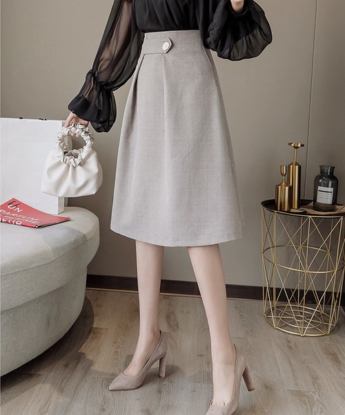 Primazel(プリマゼル)の「ウエストマークフレアタックスカート(スカート・レディース・ブラック/グレー系その他・M)」の9枚目の写真