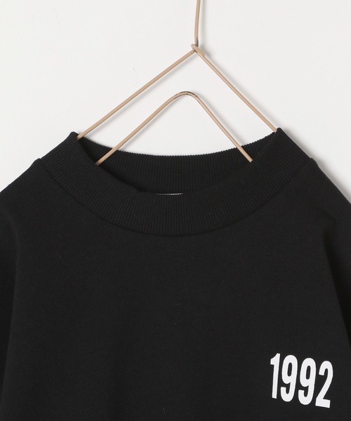 LOWRYS FARM（ローリーズファーム）の「ソデボリュームプリントプルオーバー　166926（スウェット・キッズ・ブラック/オフホワイト/オレンジ・110cm/120cm/130cm/140cm/150cm）」の7枚目の写真