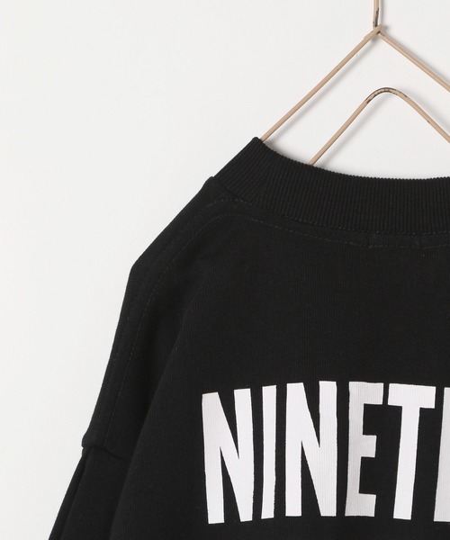 LOWRYS FARM（ローリーズファーム）の「ソデボリュームプリントプルオーバー　166926（スウェット・キッズ・ブラック/オフホワイト/オレンジ・110cm/120cm/130cm/140cm/150cm）」の9枚目の写真