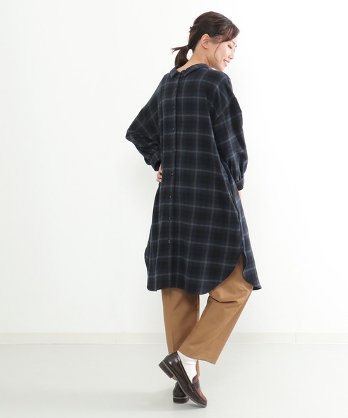 LBC(エルビーシー)の「コットンチェック3WAYワンピース(ワンピース・レディース・ブルー/ネイビー/ブラウン・M/L)」の13枚目の写真