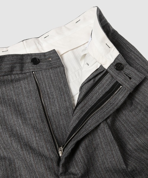 HED MAYNER（ヘドメイナー）の「ELONGATED CUFFED TROUSERS