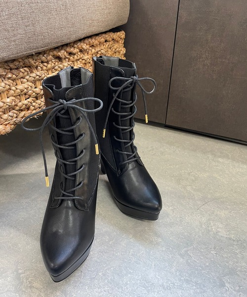 LIPSERVICE（リップサービス）の「スピンドルソックスショートブーツ（ブーツ・レディース・ブラック/アイボリー・L/S/M）」の3枚目の写真