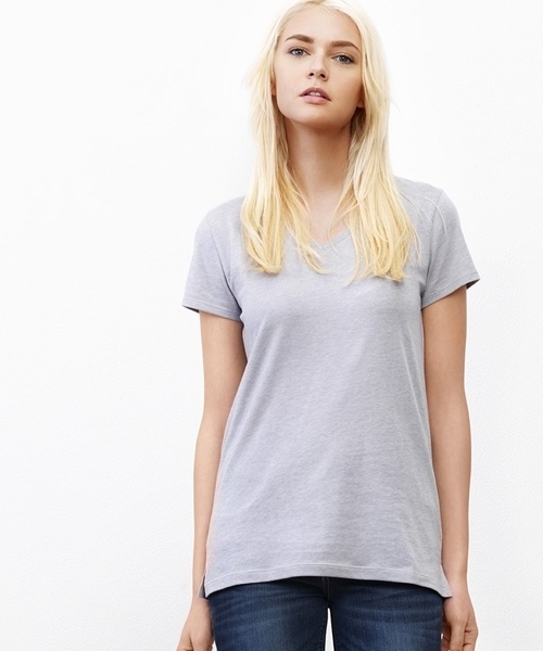 GIORDANO（ジョルダーノ）の「[GIORDANO]Vネック半袖Ｔシャツ（Tシャツ/カットソー・レディース・レッド系その他/オレンジ/ホワイト系その他/オレンジ系その他/イエロー/ピンク/レッド/ネイビー/ダークネイビー/ライトパープル/グレー/ダークグレー/グリーン/ホワイト/ホワイト×ブルー/ブラック・MEDIUM/SMALL/LARGE/X-LARGE）」の7枚目の写真