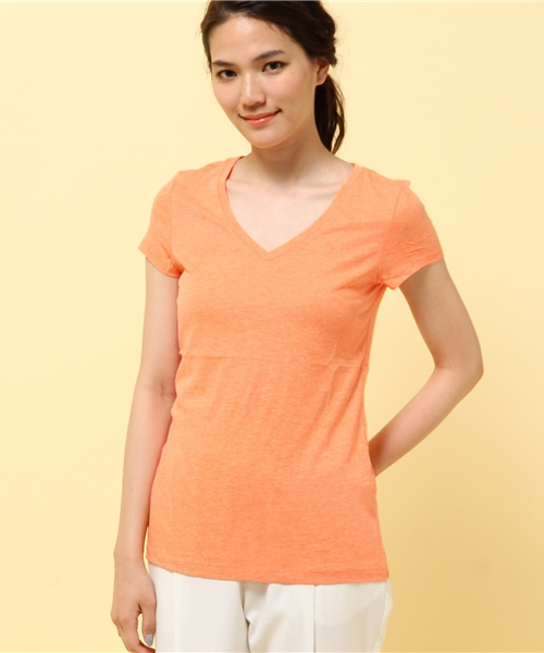 GIORDANO（ジョルダーノ）の「[GIORDANO]Vネック半袖Ｔシャツ（Tシャツ/カットソー・レディース・レッド系その他/オレンジ/ホワイト系その他/オレンジ系その他/イエロー/ピンク/レッド/ネイビー/ダークネイビー/ライトパープル/グレー/ダークグレー/グリーン/ホワイト/ホワイト×ブルー/ブラック・MEDIUM/SMALL/LARGE/X-LARGE）」の17枚目の写真