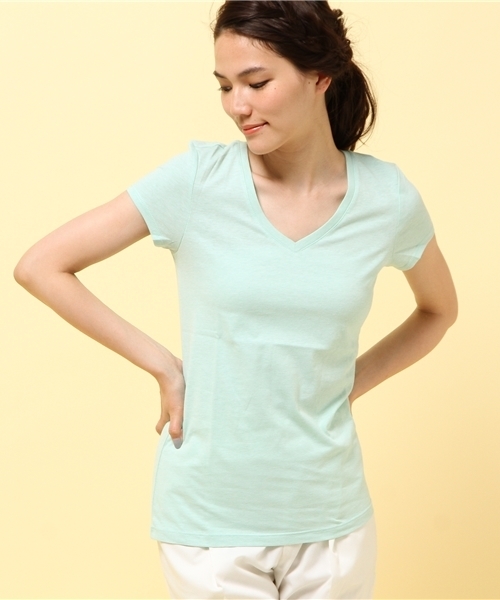 GIORDANO（ジョルダーノ）の「[GIORDANO]Vネック半袖Ｔシャツ（Tシャツ/カットソー・レディース・レッド系その他/オレンジ/ホワイト系その他/オレンジ系その他/イエロー/ピンク/レッド/ネイビー/ダークネイビー/ライトパープル/グレー/ダークグレー/グリーン/ホワイト/ホワイト×ブルー/ブラック・MEDIUM/SMALL/LARGE/X-LARGE）」の9枚目の写真