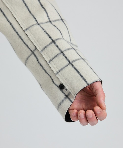 ETHOSENS(エトセンス)の「Cut off coat with Coat liner(チェスターコート・メンズ・キナリ・2/3)」の3枚目の写真