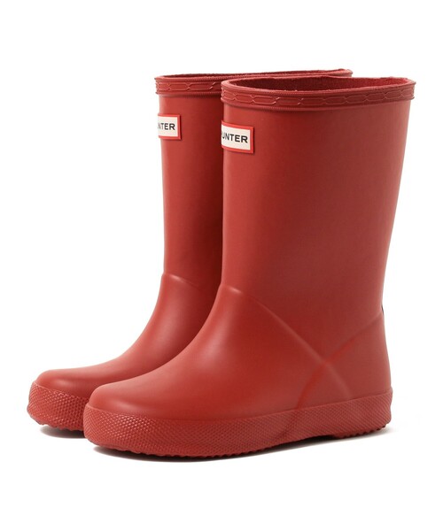 こども ビームス（コドモビームス）の「HUNTER / キッズ ファースト クラシック レインブーツ（13～20cm）（レインシューズ・キッズ・ブラック/ネイビー/レッド/イエロー/ピンク・UK10/16㎝/UK11/17㎝/UK12/18㎝/UK13/19㎝/UK7/13㎝/UK8/14㎝/UK9/15㎝/UK1/20㎝）」の5枚目の写真
