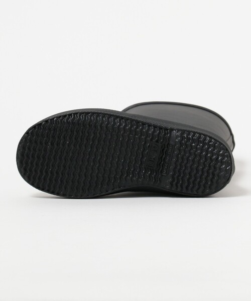 こども ビームス（コドモビームス）の「HUNTER / キッズ ファースト クラシック レインブーツ（13～20cm）（レインシューズ・キッズ・ブラック/ネイビー/レッド/イエロー/ピンク・UK10/16㎝/UK11/17㎝/UK12/18㎝/UK13/19㎝/UK7/13㎝/UK8/14㎝/UK9/15㎝/UK1/20㎝）」の11枚目の写真