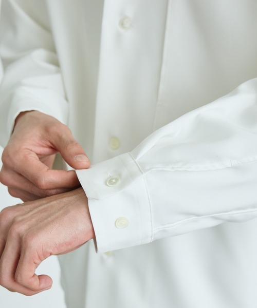 PUBLIC TOKYO(パブリックトウキョウ)の「【シワに強い / オールシーズン対応】コンフォートリラックスオープンカラーシャツ(シャツ/ブラウス・メンズ・ダークグレー/サックスブルー/ベージュ/ホワイト・1/2/3)」の10枚目の写真