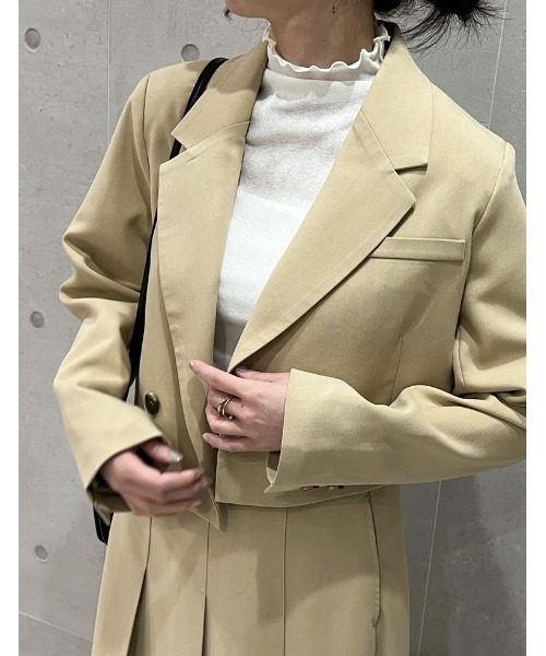 Re:EDIT（リエディ）の「[2023S/S COLLECTION]ショート丈テーラードジャケット（テーラードジャケット・レディース・グレー/ベージュ/モカ/ブラック・MEDIUM/LARGE）」の14枚目の写真