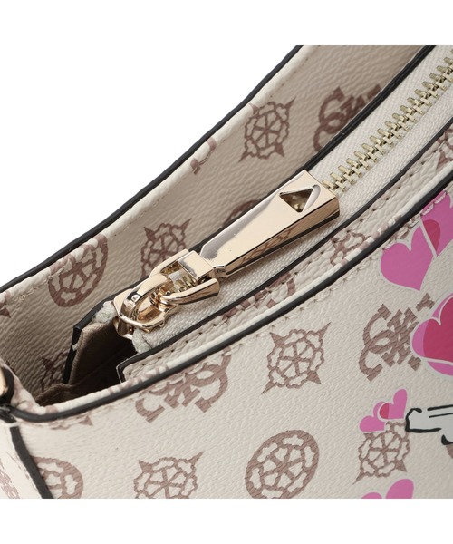 Guess(ゲス)の「GUESS X BRANDALISED(R) WITH GRAFFITI BY BANKSY Top Zip Shoulder Bag(ショルダーバッグ・レディース・クリーム・ONE SIZE)」の11枚目の写真