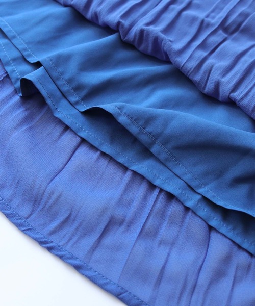 cheriella(シェリエラ)の「【cheriella】WEB限定スリットクリンクルワンピース(ドレス・レディース・ブラック/ブルー/アイボリー/ライトカーキ・M)」の19枚目の写真