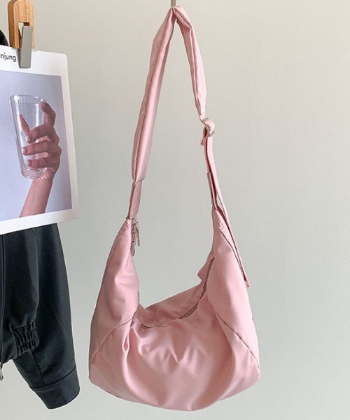 mushwear(マッシュウェア)の「【ZOZO限定アイテム】カラーショルダーバッグ(ショルダーバッグ・メンズ・ホワイト/ブラック/ブルー/グリーン/ブラウン/ピンク/ベージュ/グレー/カーキ/モカ・FREE)」の10枚目の写真