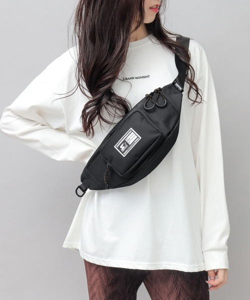 STARTER（スターター）の「ポリエステル スマート ウエストバッグ（ボディバッグ/ウエストポーチ・メンズ・ブラック・FREE）」の4枚目の写真