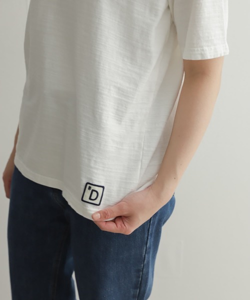 URBAN RESEARCH DOORS（アーバンリサーチドアーズ）の「melelana 半袖T-shirts（Tシャツ/カットソー・レディース・チャコールグレー/ブルー/ホワイト・ONE）」の5枚目の写真