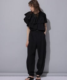 CADUNE アシメラッフルクロップドTシャツ フリルトップス CADUNE(カデュネ)の「アシメラッフルクロップドTシャツ(T
