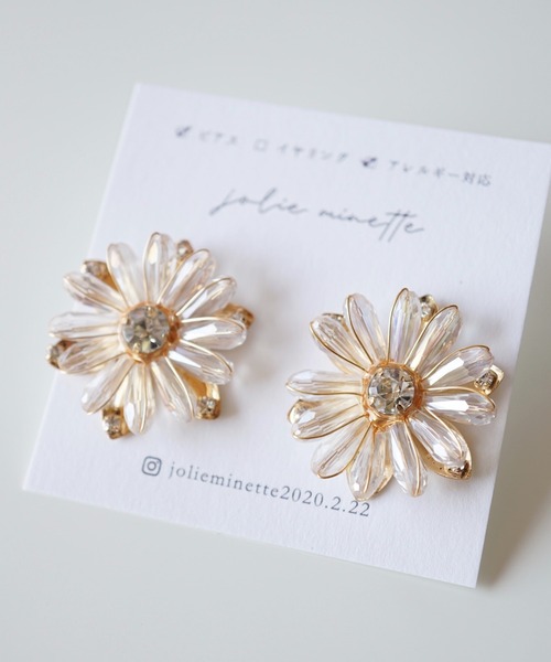 CERCA(チェルカ)の「jolie minette/フラワー ビジュー ピアス(ピアス(両耳用)・レディース・ブラック/クリア/ピンク/ベージュ/オレンジ/アクア・FREE)」の8枚目の写真