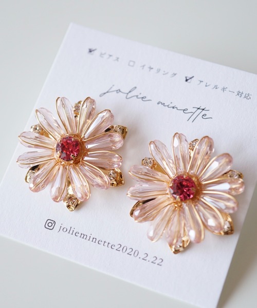 CERCA(チェルカ)の「jolie minette/フラワー ビジュー ピアス(ピアス(両耳用)・レディース・ブラック/クリア/ピンク/ベージュ/オレンジ/アクア・FREE)」の14枚目の写真