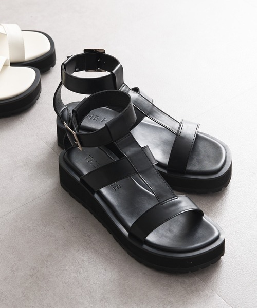 Whim Gazette（ウィムガゼット）の「【THE PAUSE】アンクルベルトサンダル（サンダル・レディース・オフホワイト/ブラック・38/37/36）」の2枚目の写真