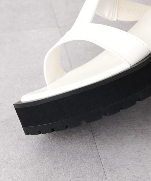 Whim Gazette（ウィムガゼット）の「【THE PAUSE】アンクルベルトサンダル（サンダル・レディース・オフホワイト/ブラック・38/37/36）」の12枚目の写真