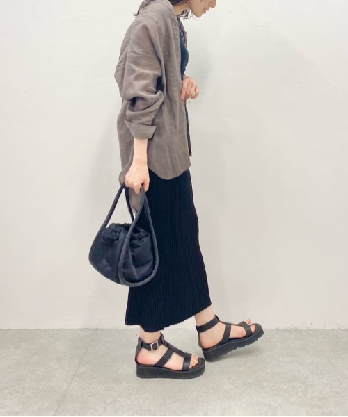 Whim Gazette（ウィムガゼット）の「【THE PAUSE】アンクルベルトサンダル（サンダル・レディース・オフホワイト/ブラック・38/37/36）」の15枚目の写真