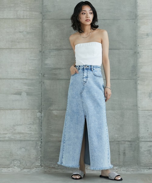 GEVS.(ジェイヴィス)の「<大きいサイズ> シンプルベアトップ GEVS.(チューブトップ・レディース・オフホワイト/ブラック・5L/4L/LL/3L/L)」の5枚目の写真