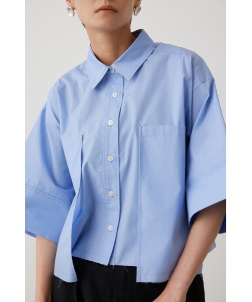 crie conforto（クリーコンフォルト）の「クロップドシャツ（シャツ/ブラウス・レディース・ライトブルー/ブラック/オフホワイト・FREE）」の3枚目の写真