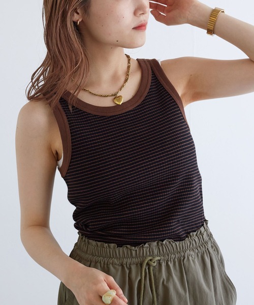 w closet(ダブルクローゼット)の「ボーダータンクトップ(タンクトップ・レディース・ホワイト×ブラック/ブラウン系その他/イエロー系その他・FREE)」の17枚目の写真