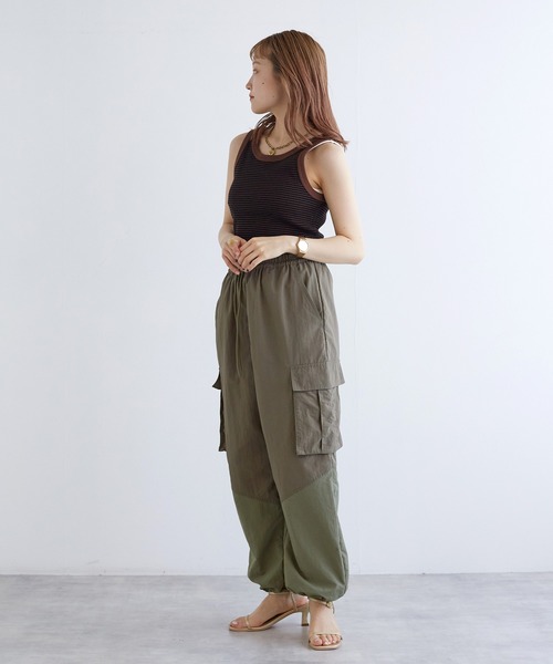 w closet(ダブルクローゼット)の「ボーダータンクトップ(タンクトップ・レディース・ホワイト×ブラック/ブラウン系その他/イエロー系その他・FREE)」の16枚目の写真
