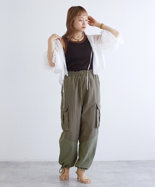 w closet(ダブルクローゼット)の「ボーダータンクトップ(タンクトップ・レディース・ホワイト×ブラック/ブラウン系その他/イエロー系その他・FREE)」の14枚目の写真