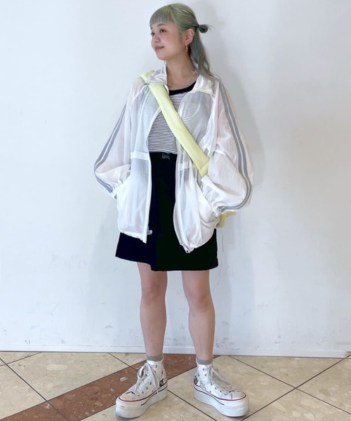 w closet(ダブルクローゼット)の「ボーダータンクトップ(タンクトップ・レディース・ホワイト×ブラック/ブラウン系その他/イエロー系その他・FREE)」の13枚目の写真